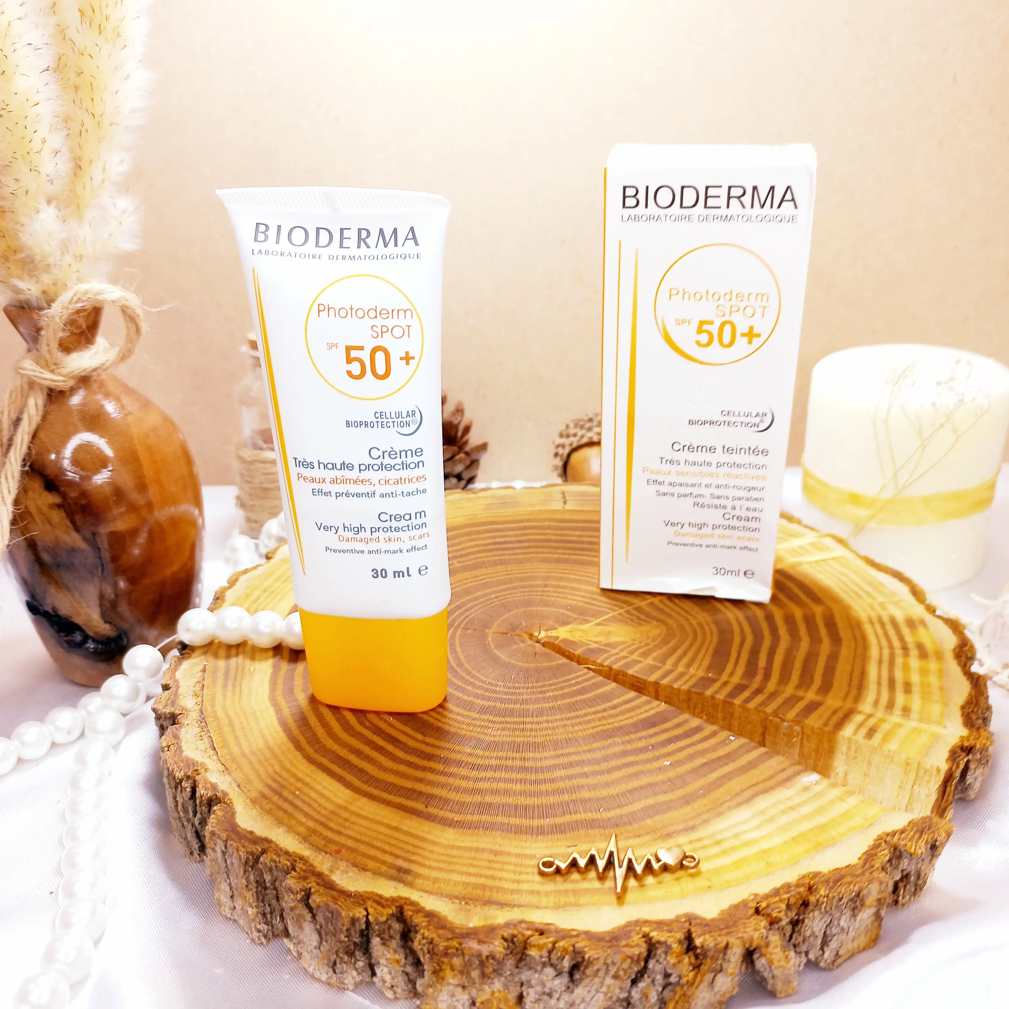 کرم ضد آفتاب بی رنگ SPF50 بیودرما BIODERMA