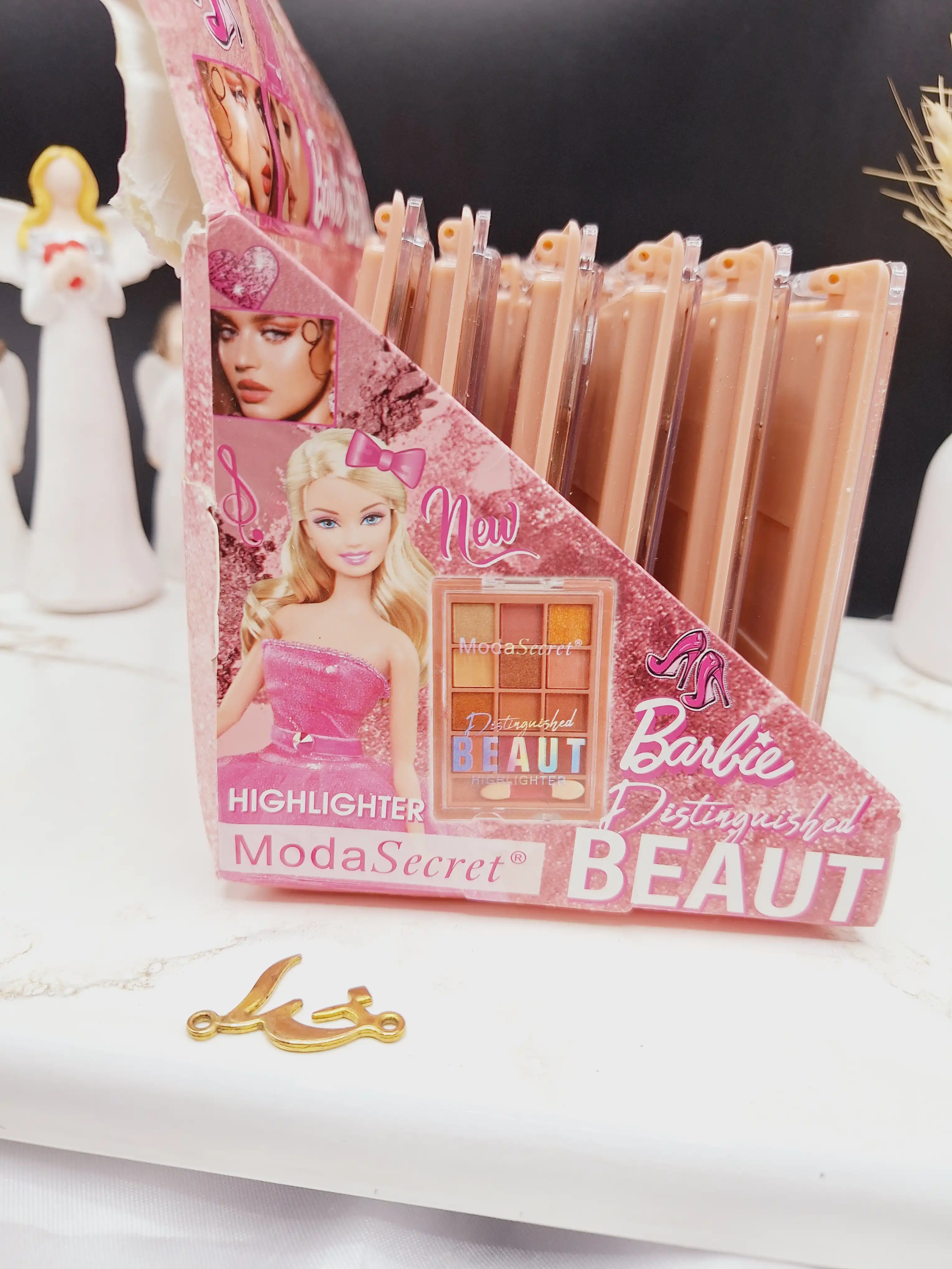 پالت کاربردی 12 رنگ برند باربی بیوت Barbie BEAUT کد YL_00119