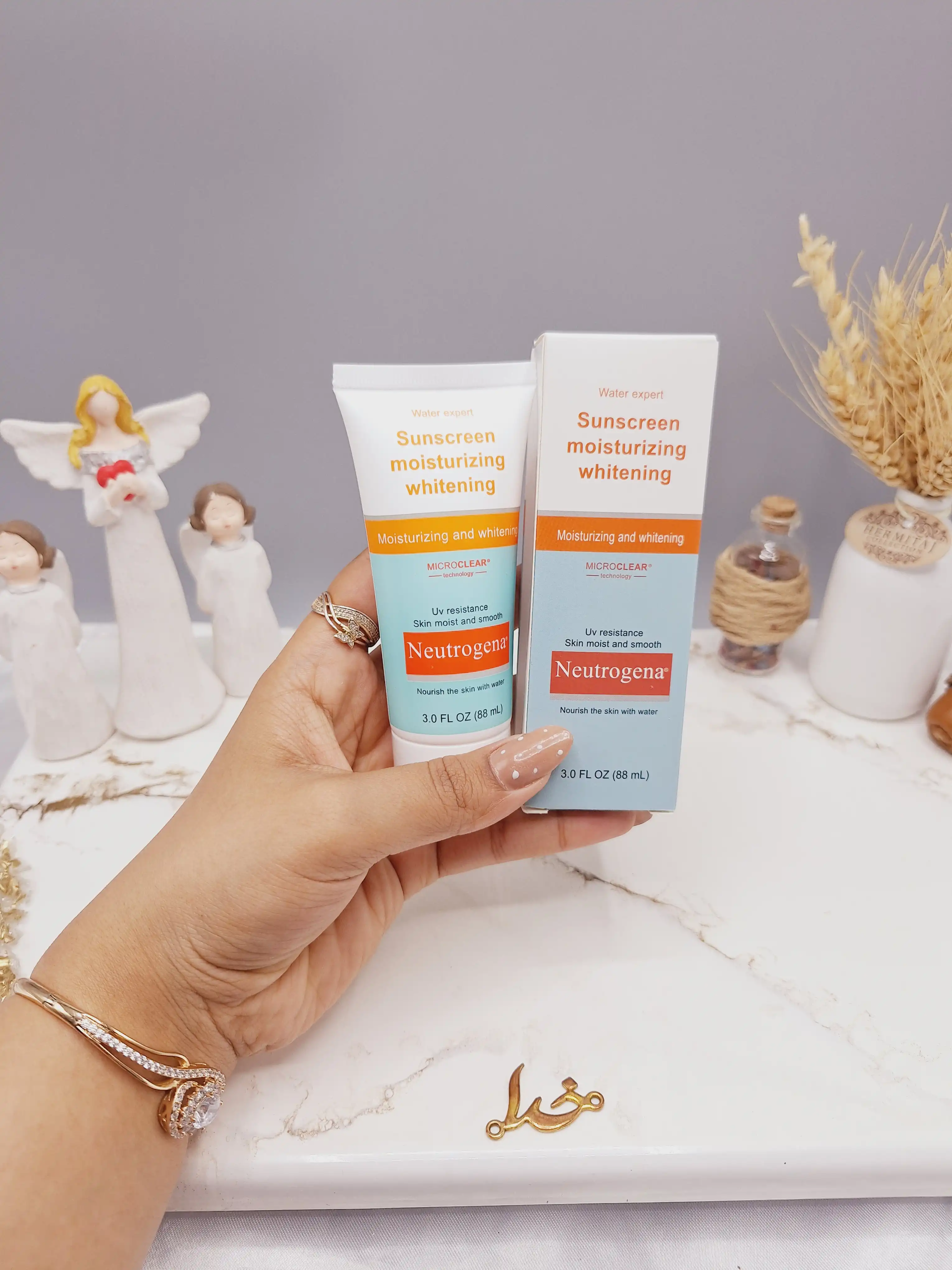 ضد آفتاب و مرطوب کننده نوتروژنا Neutrogena (های کپی درجه 1) اماراتی کد 21562