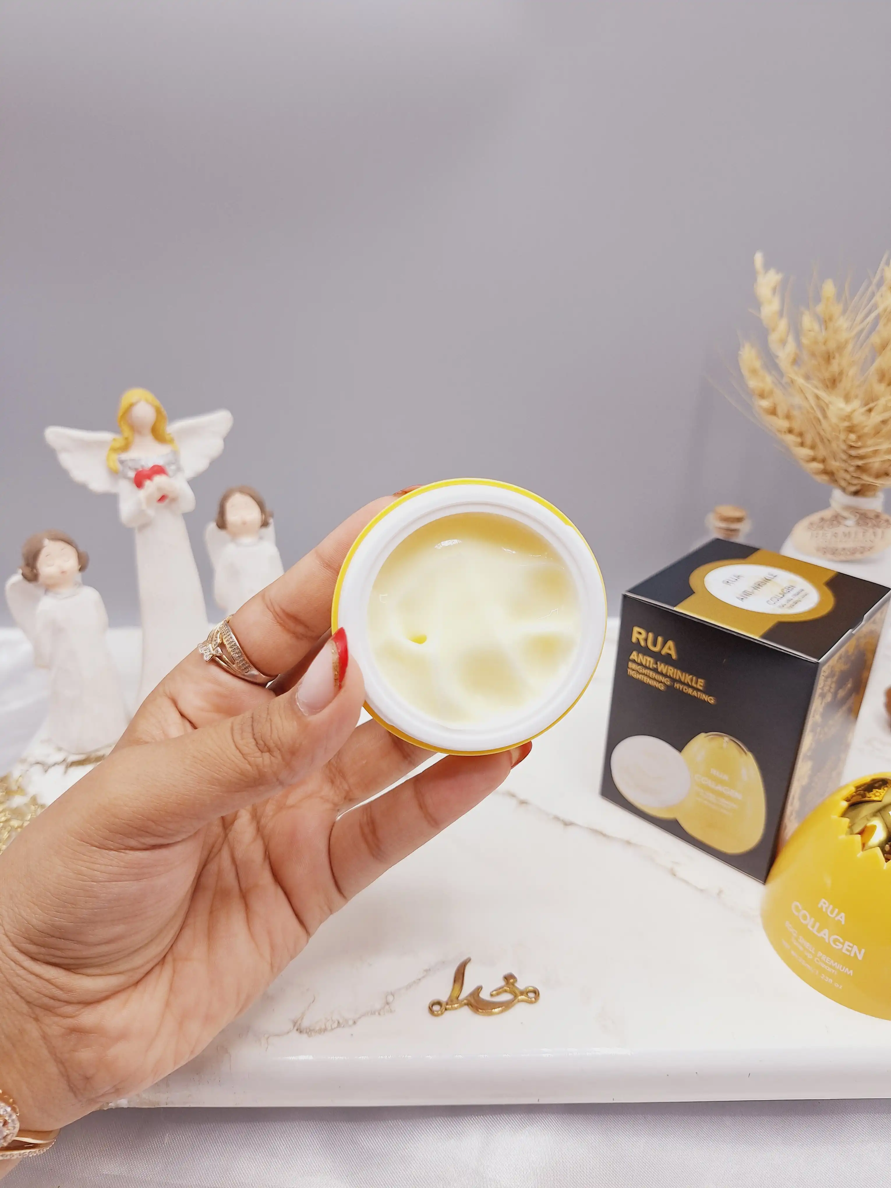 کرم ضد چروک و کلاژن ساز پوست مدل تخم مرغی زرد برند RUA کد 60350