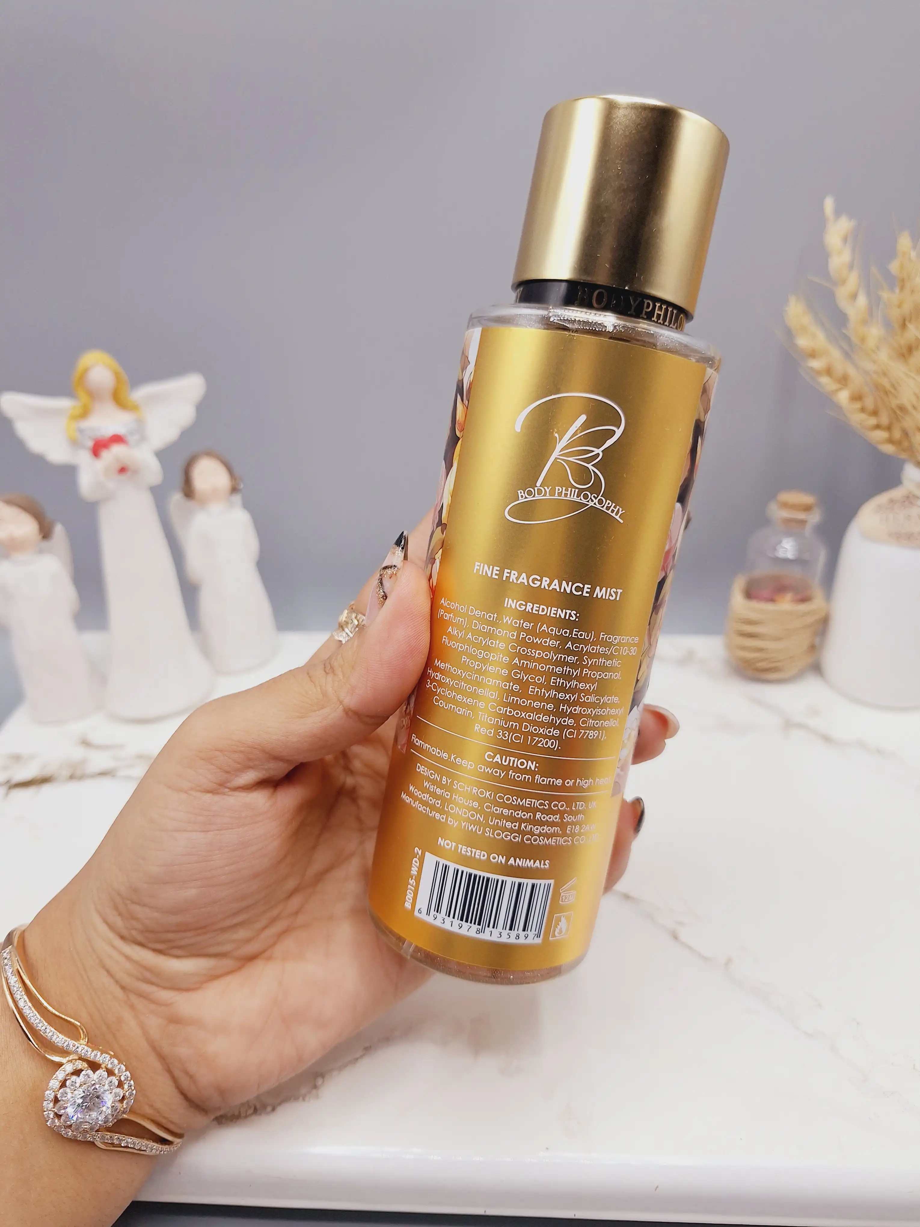 بادی اسپلش خوشبو خرگوشی سرزمین عجایب حجم 250میل برند WONDERL AND